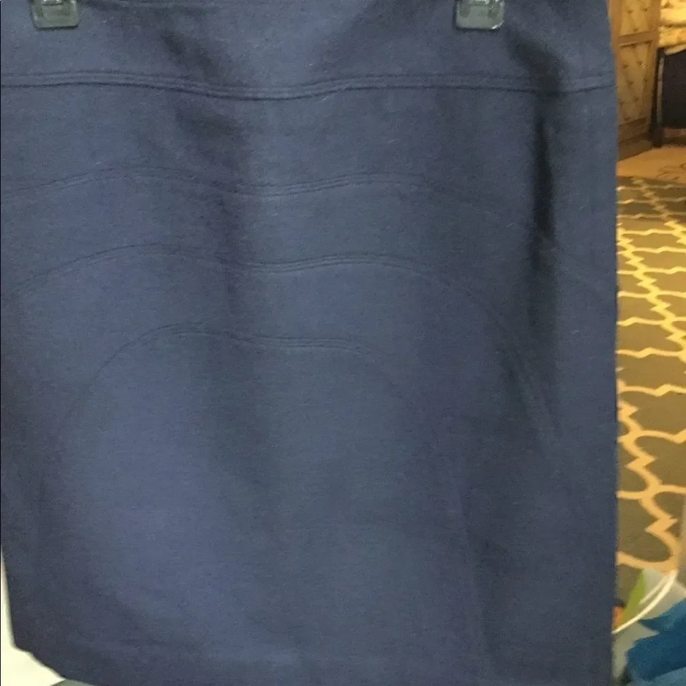 Tory Burch Sz 6 Wool Black skirt patterned